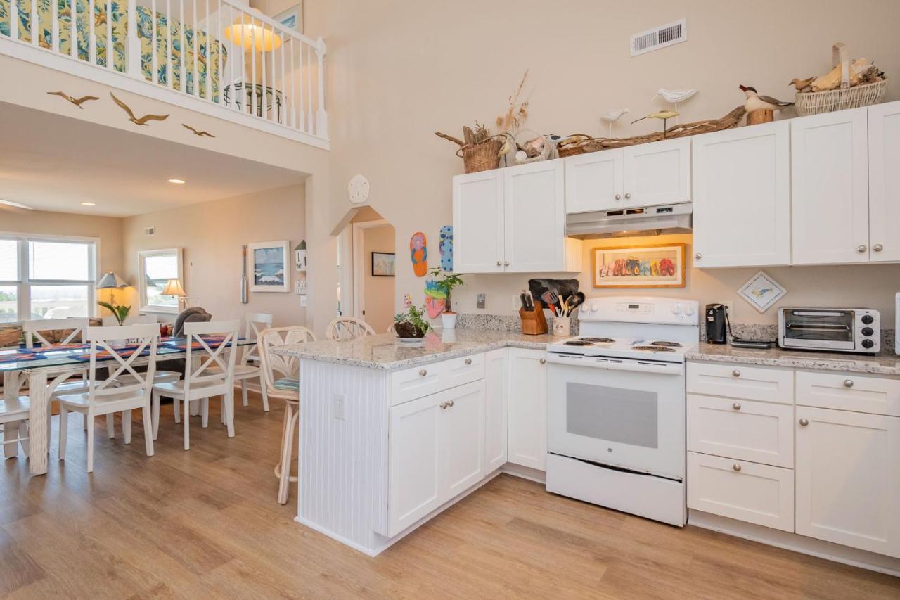 Katie Lou'S Place By Oak Island Accommodations Caswell Beach エクステリア 写真