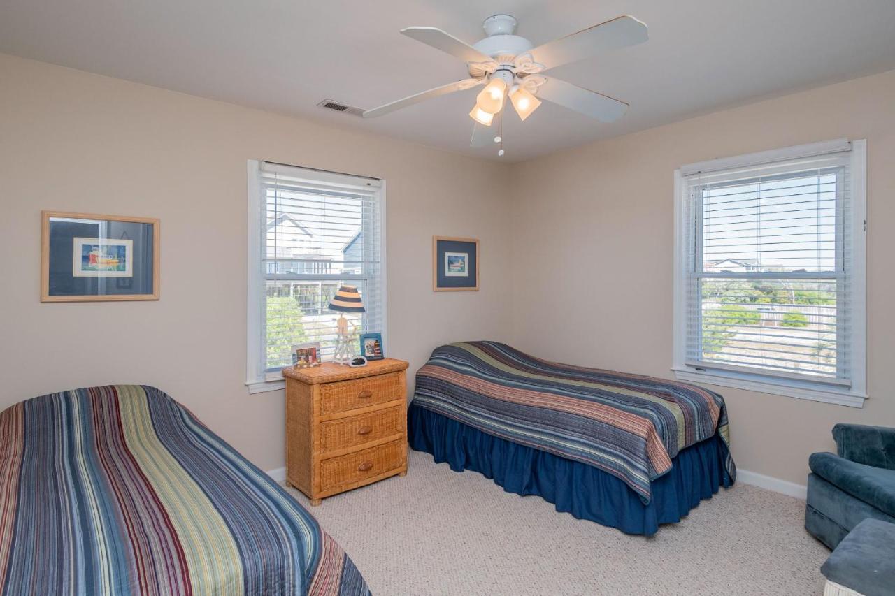 Katie Lou'S Place By Oak Island Accommodations Caswell Beach エクステリア 写真