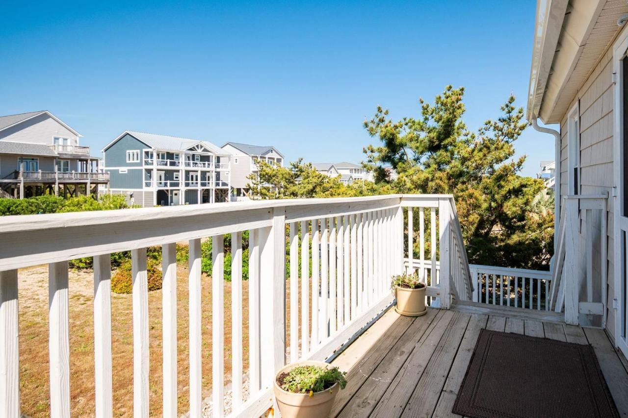 Katie Lou'S Place By Oak Island Accommodations Caswell Beach エクステリア 写真