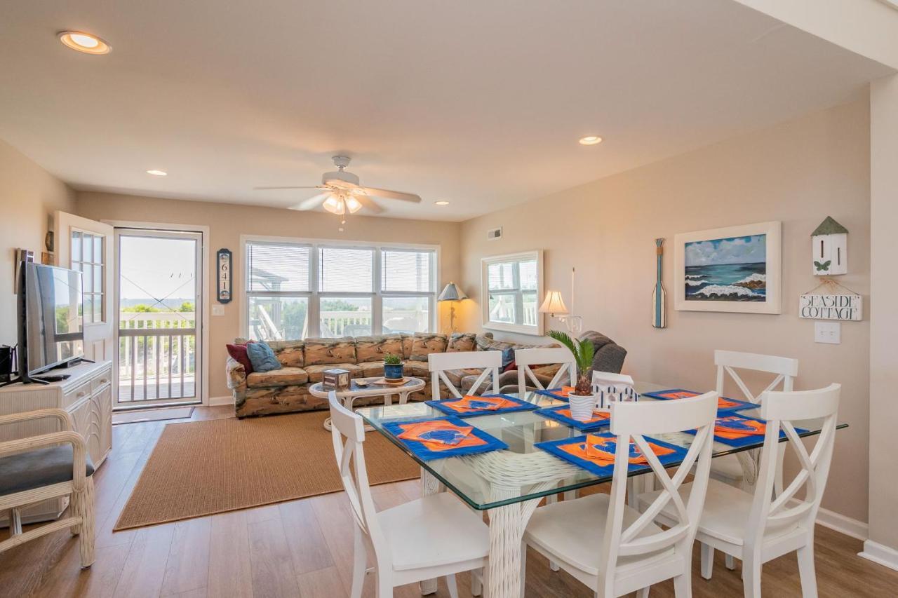 Katie Lou'S Place By Oak Island Accommodations Caswell Beach エクステリア 写真