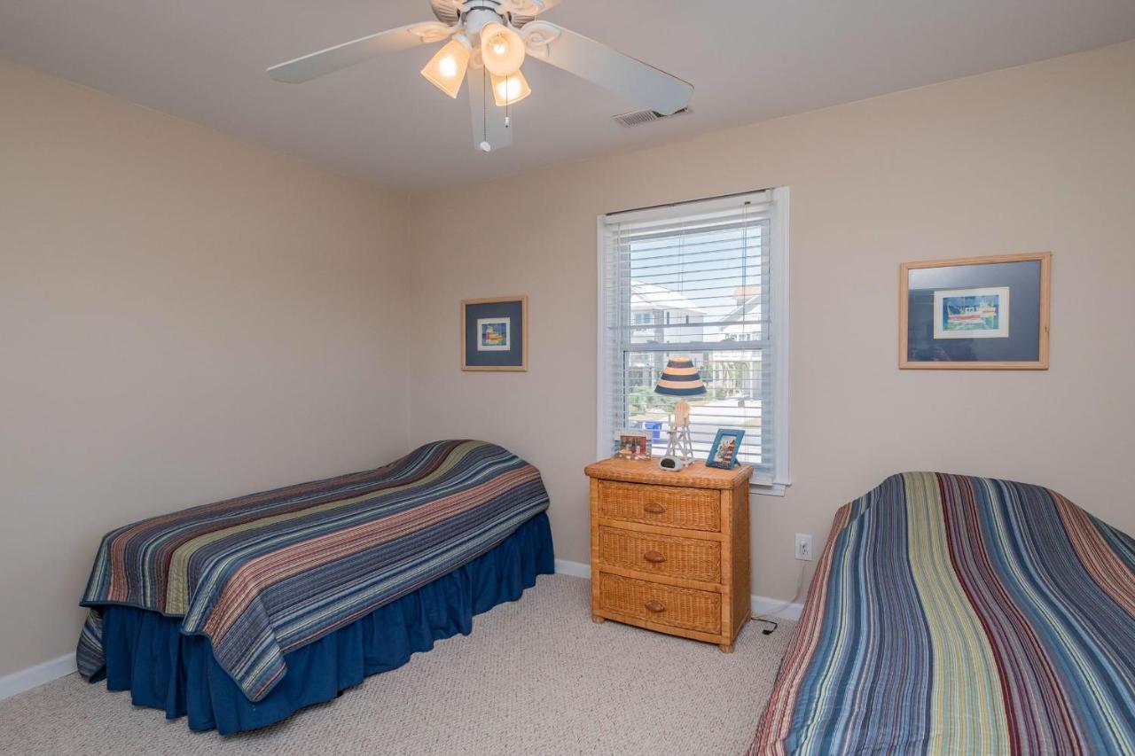 Katie Lou'S Place By Oak Island Accommodations Caswell Beach エクステリア 写真
