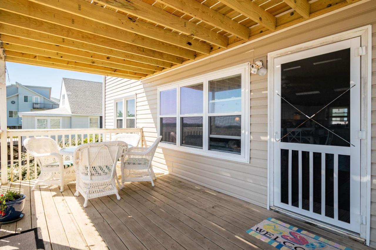 Katie Lou'S Place By Oak Island Accommodations Caswell Beach エクステリア 写真